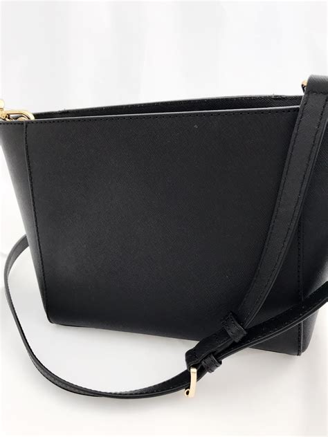 michael kors hamilton traveler small black crossbody bag|Michael Kors Hamilton Leather Traveler Messenger .